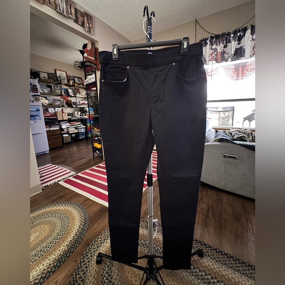 Levi's Black Women Jeggings